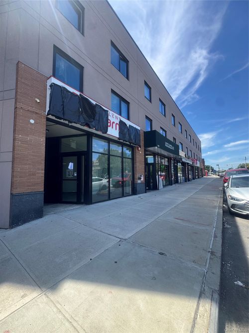 106-14 Astoria Blvd, East Elmhurst, NY, 11369-2028 | Card Image