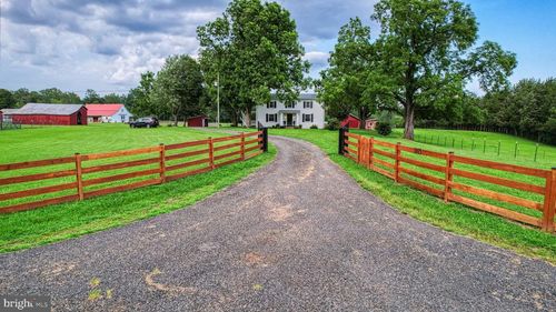 1815 Country Rd, BEAVERDAM, VA, 23015-9567 | Card Image