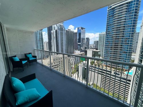 apt-3520-1200 Brickell Bay Dr, Miami, FL, 33131-3272 | Card Image