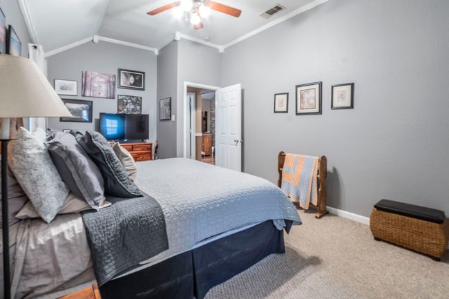2124 Ridgecliff Dr, House other with 4 bedrooms, 2 bathrooms and null parking in Keller TX | Image 12