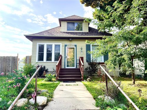 3343 Girard Ave N, Minneapolis, MN, 55412-2413 | Card Image