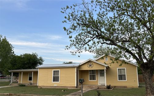 708 Barrow St, Goldthwaite, TX, 76844-2382 | Card Image
