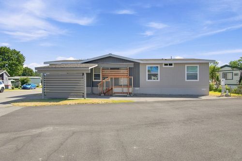 21725 E Wellesley Ave, Otis Orchards, WA, 99027-9301 | Card Image