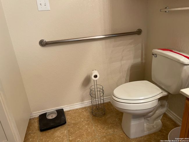 153 Springtree Pkwy, House other with 3 bedrooms, 2 bathrooms and null parking in Cibolo TX | Image 20