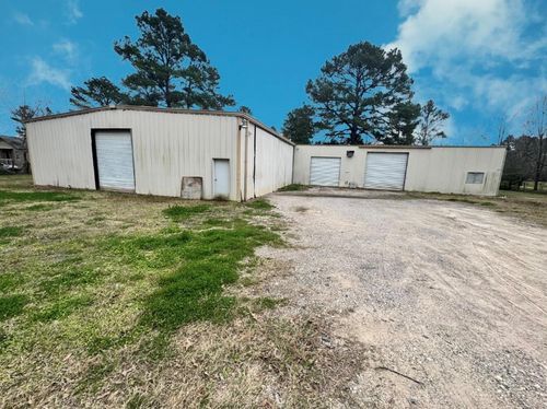 2833 Bobville Rd, Montgomery, TX, 77316-2261 | Card Image