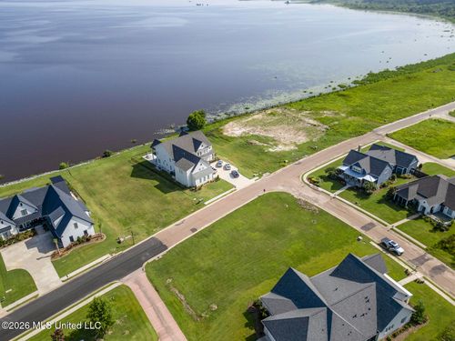 817 Arbor Pt, Brandon, MS, 39047-6775 | Card Image