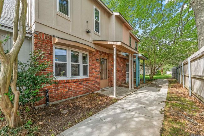4151 Jefferson Woods Dr, Townhouse with 2 bedrooms, 2 bathrooms and 2 parking in Baton Rouge LA | Image 16