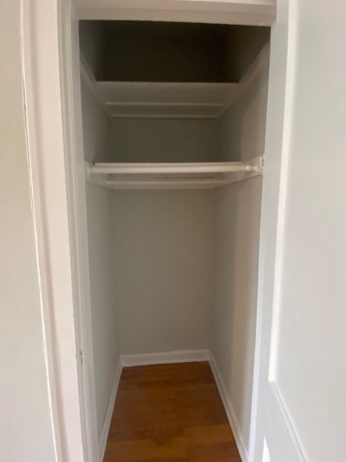 apt-202-1303 Elmwood Ave, Evanston, IL, 60201-4373 | Card Image