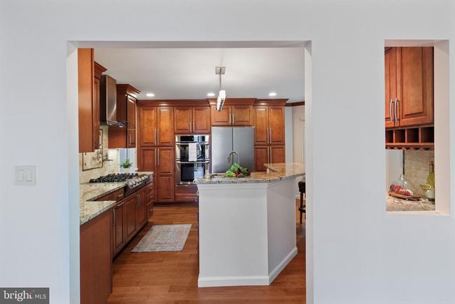 8924 Cross Chase Cir, House other with 4 bedrooms, 5 bathrooms and null parking in LORTON VA | Image 22