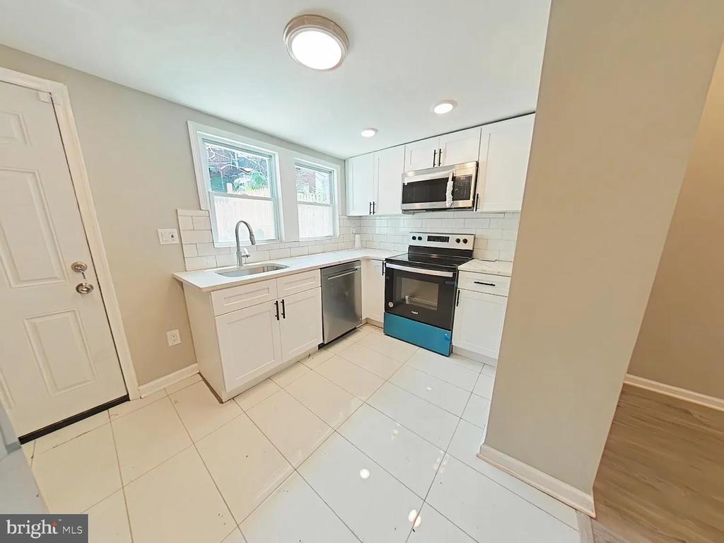 Residential in PHILADELPHIA 4