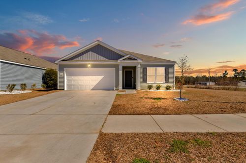 504 Woodland Farms Cir, Aynor, SC, 29511-3483 | Card Image