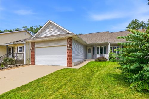 2626 Catskill Ct, Iowa City, IA, 52245-5253 | Card Image