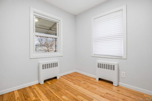 4331 Wilder Ave, Bronx, NY, 10466-1823 | Card Image