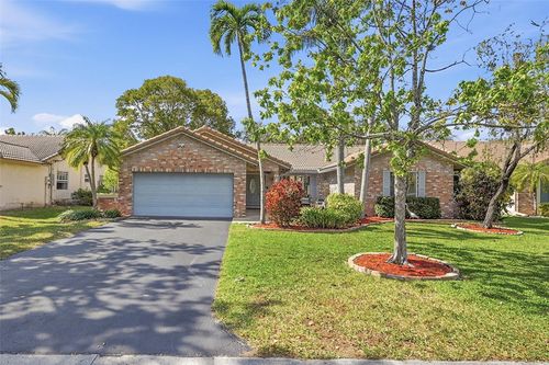 392 Nw 113th Ter, Coral Springs, FL, 33071-7975 | Card Image