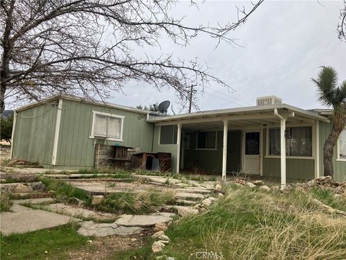 1366 Freds Ln, Pinon Hills, CA, 92372-9733 | Card Image