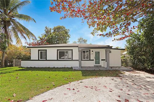 990 159th St, North Miami Beach, FL, 33162-4432 | Card Image