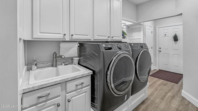 5019 Caerlson Ln, House other with 2 bedrooms, 2 bathrooms and null parking in Louisville KY | Image 28