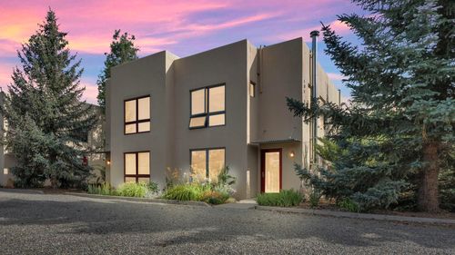 unit-1-609 Zuni St, Taos, NM, 87571-5249 | Card Image