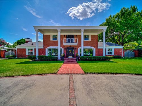 210 E Northgate Dr, Irving, TX, 75062-6534 | Card Image