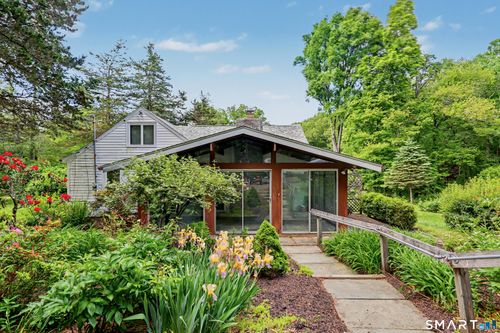 26 Spruce Mountain Rd, Danbury, CT, 06810-8258 | Card Image