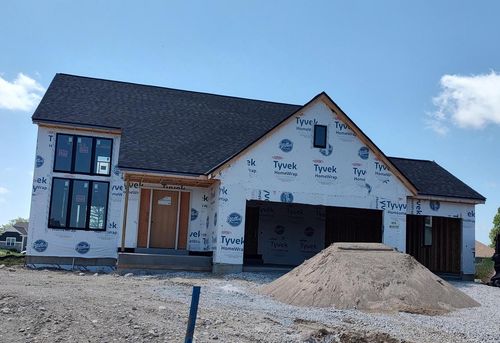 lt81-N56W20795 Carnoustie Way, Menomonee Falls, WI, 53052 | Card Image