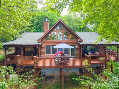760 Woody Ln, Waynesville, NC, 28786-8143 | Card Image