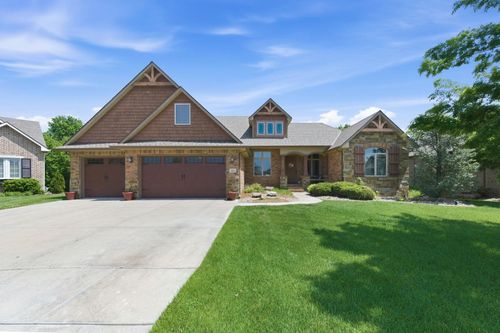 214 N City View Cir, Wichita, KS, 67235-7610 | Card Image