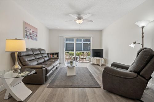 1710-2260 Ne 67th St, Fort Lauderdale, FL, 33308-1278 | Card Image