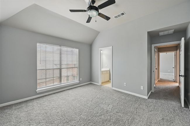 2ND FLOOR BEDROOM WITH JACK AND JILL BATHROOM | Image 36