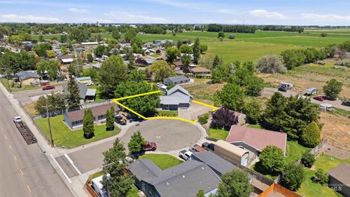106 Maplewood Cir, Rupert, ID, 83350-2120 | Card Image