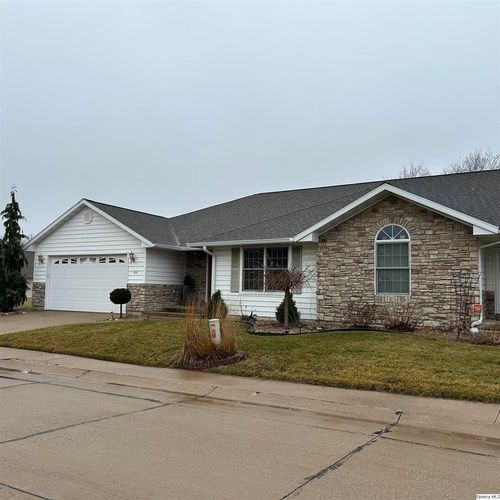 1420 Stone Creek Dr, Quincy, IL, 62305-1405 | Card Image