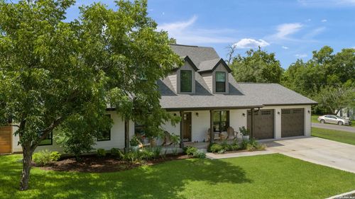 300 E Bluebonnet Ln, Johnson City, TX, 78636 | Card Image