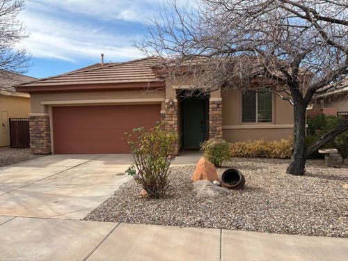 935 N Slow Creek Ln, Washington, UT, 84780-2284 | Card Image