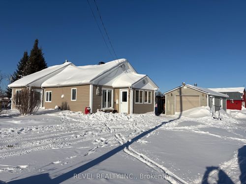 92 Concession 15, Val Rita Concession, Kapuskasing, ON, P0L2G0 | Card Image