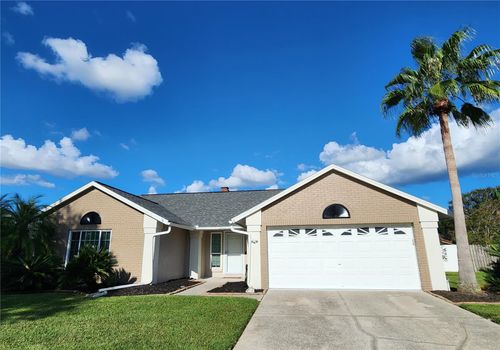 18303 Big Pond Way, TAMPA, FL, 33647-2432 | Card Image
