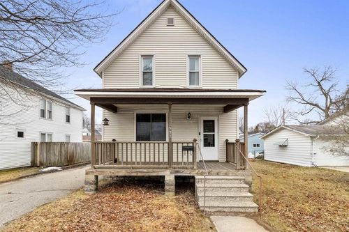 1533 Pierce Avenue, Marinette, WI, 54143 | Card Image