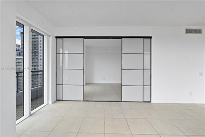 1921 - 60 Sw 13th St, Condo with 1 bedrooms, 1 bathrooms and null parking in Miami FL | Image 3