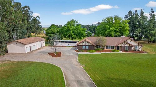 11640 E Sierra Avenue, Clovis, CA, 93619 | Card Image