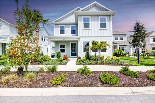 9015 Rothman Ln, LAKEWOOD RANCH, FL, 34240 | Card Image
