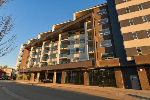 308-947 Whirlaway Cres, Victoria, BC, V9B6Z9 | Card Image