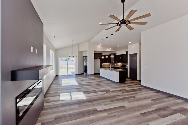 2877 Rock Creek Dr, House other with 4 bedrooms, 2 bathrooms and null parking in Grand Junction CO | Image 8