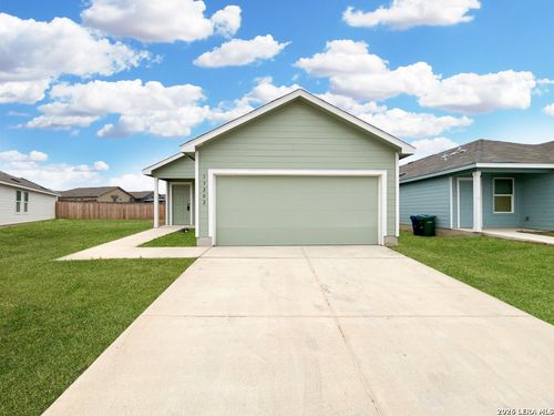 13202 Faxon Pass, San Antonio, TX, 78221-4497 | Card Image