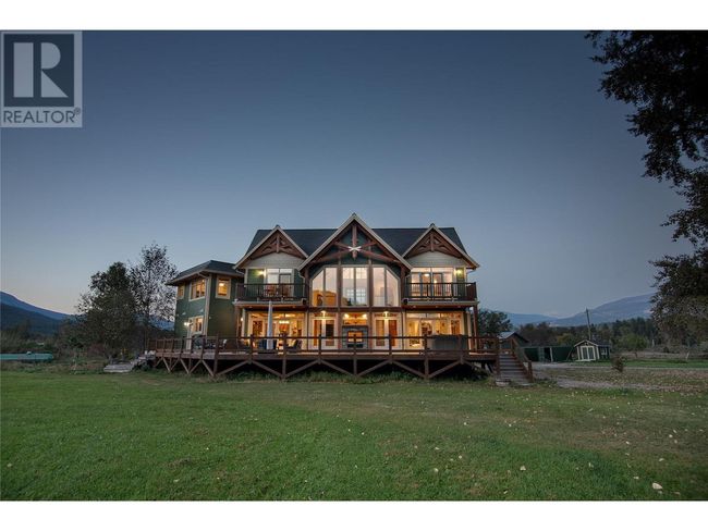 2388 Lawrence Rd, House other with 3 bedrooms, 3 bathrooms and 20 parking in Lumby BC | Image 62