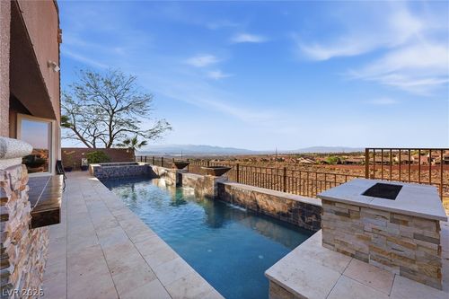 2857 Josephine Dr, Henderson, NV, 89044-0372 | Card Image