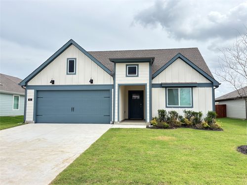 811 Orchid Way, Pilot Point, TX, 76258-4230 | Card Image