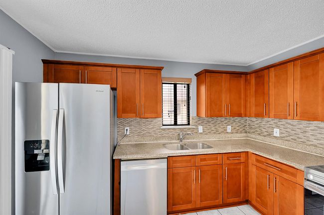 1204 Waterview Cir, Condo with 3 bedrooms, 3 bathrooms and null parking in Palm Springs FL | Image 14