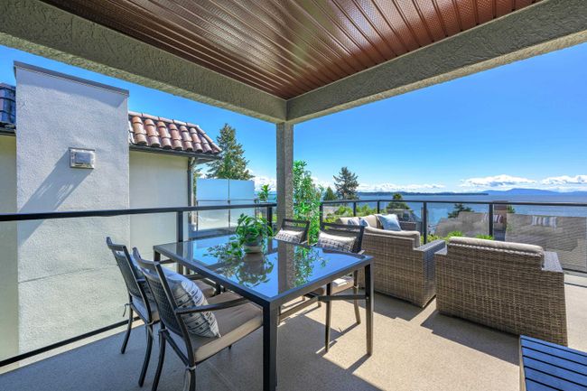 1386 Bishop Road, House other with 4 bedrooms, 3 bathrooms and 5 parking in White Rock BC | Image 37