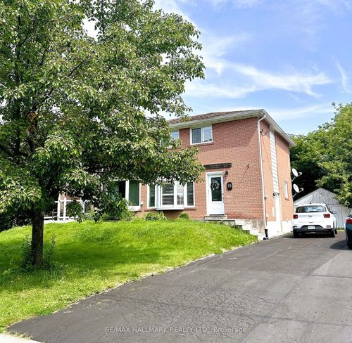 19 Richardson Dr, Aurora, ON, L4G1Z2 | Card Image