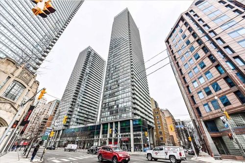 1006-38 Grenville St, Toronto, ON, M4Y1A5 | Card Image