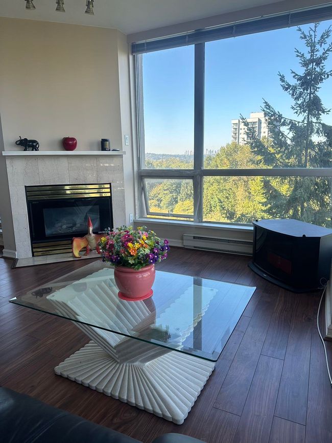 1305 - 9603 Manchester Drive, Condo with 3 bedrooms, 2 bathrooms and 2 parking in Burnaby BC | Image 16